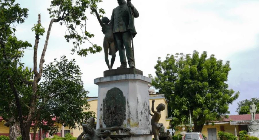 Sandervalia &amp; National Museums, Cotonou & Porto Novo, Benin